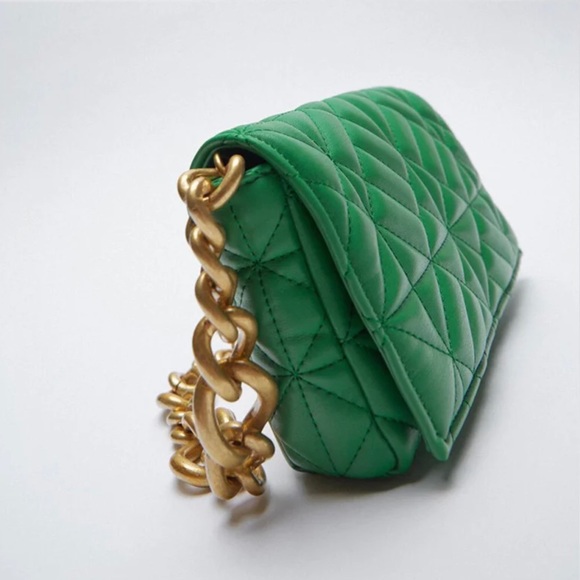 Zara Green Quilted Shoulder Bag with Gold Chain - Picture 2 of 2